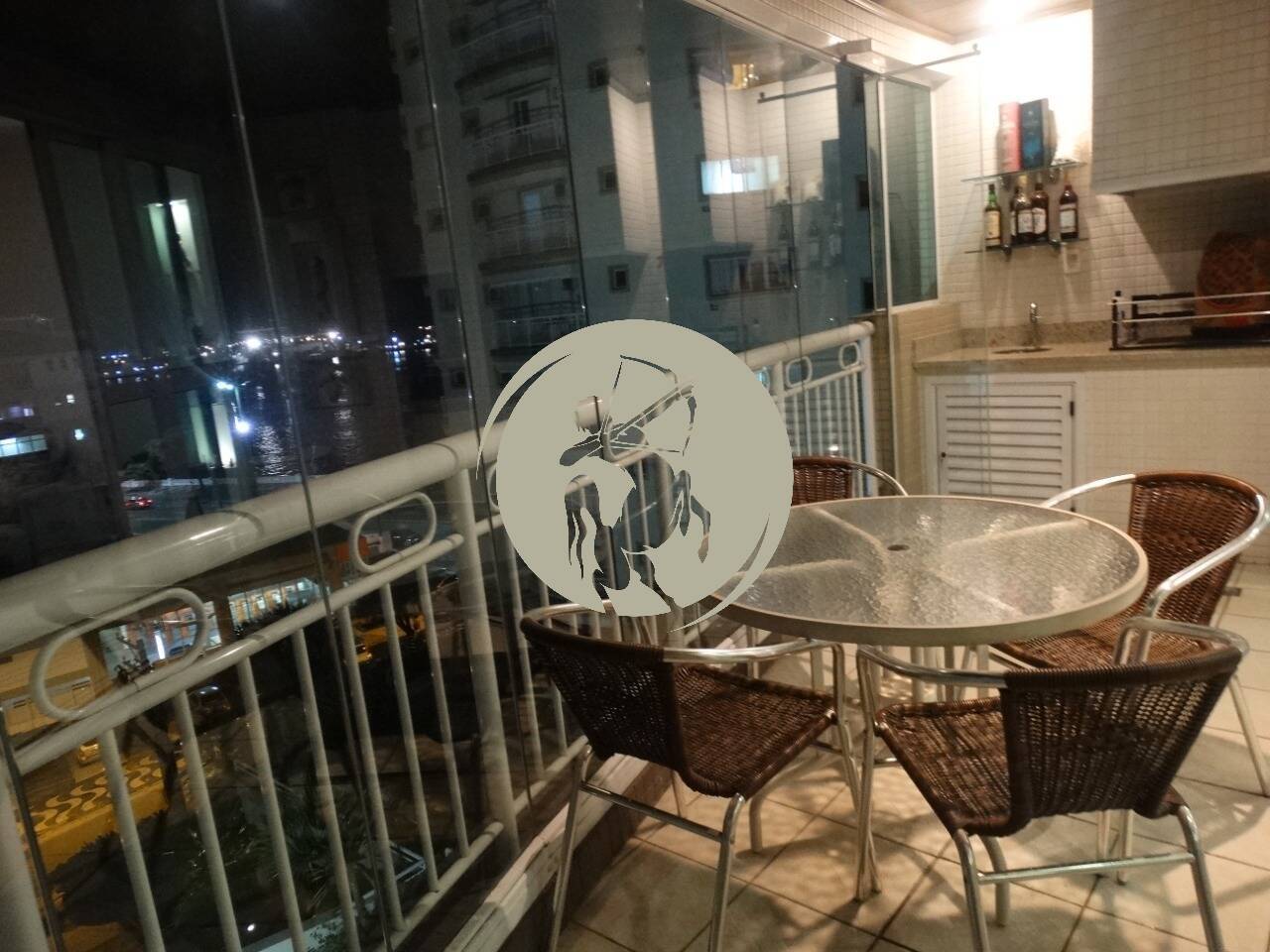 Apartamento, 3 quartos, 199 m² - Foto 1