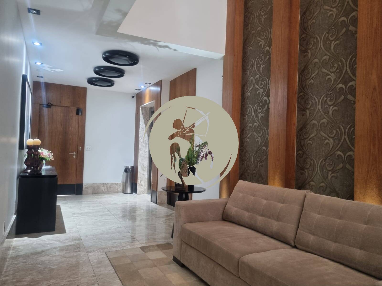 Cobertura, 3 quartos, 236 m² - Foto 2