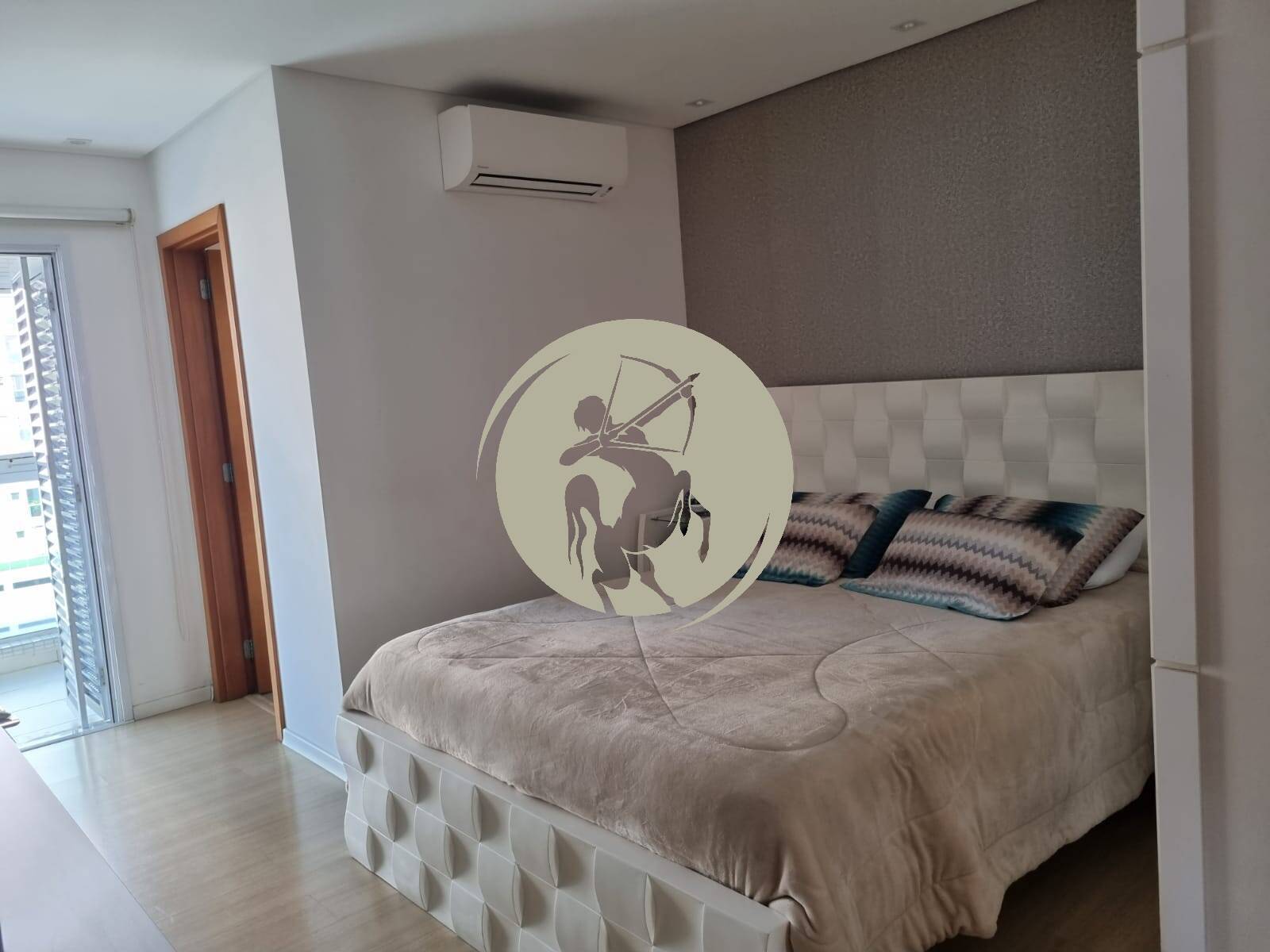 Apartamento à venda com 3 quartos, 191m² - Foto 9