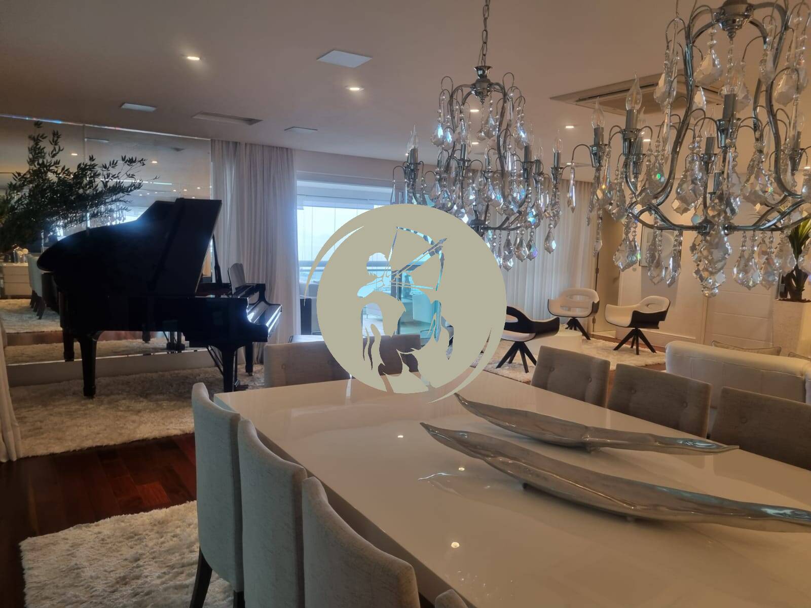 Apartamento, 4 quartos, 345 m² - Foto 1