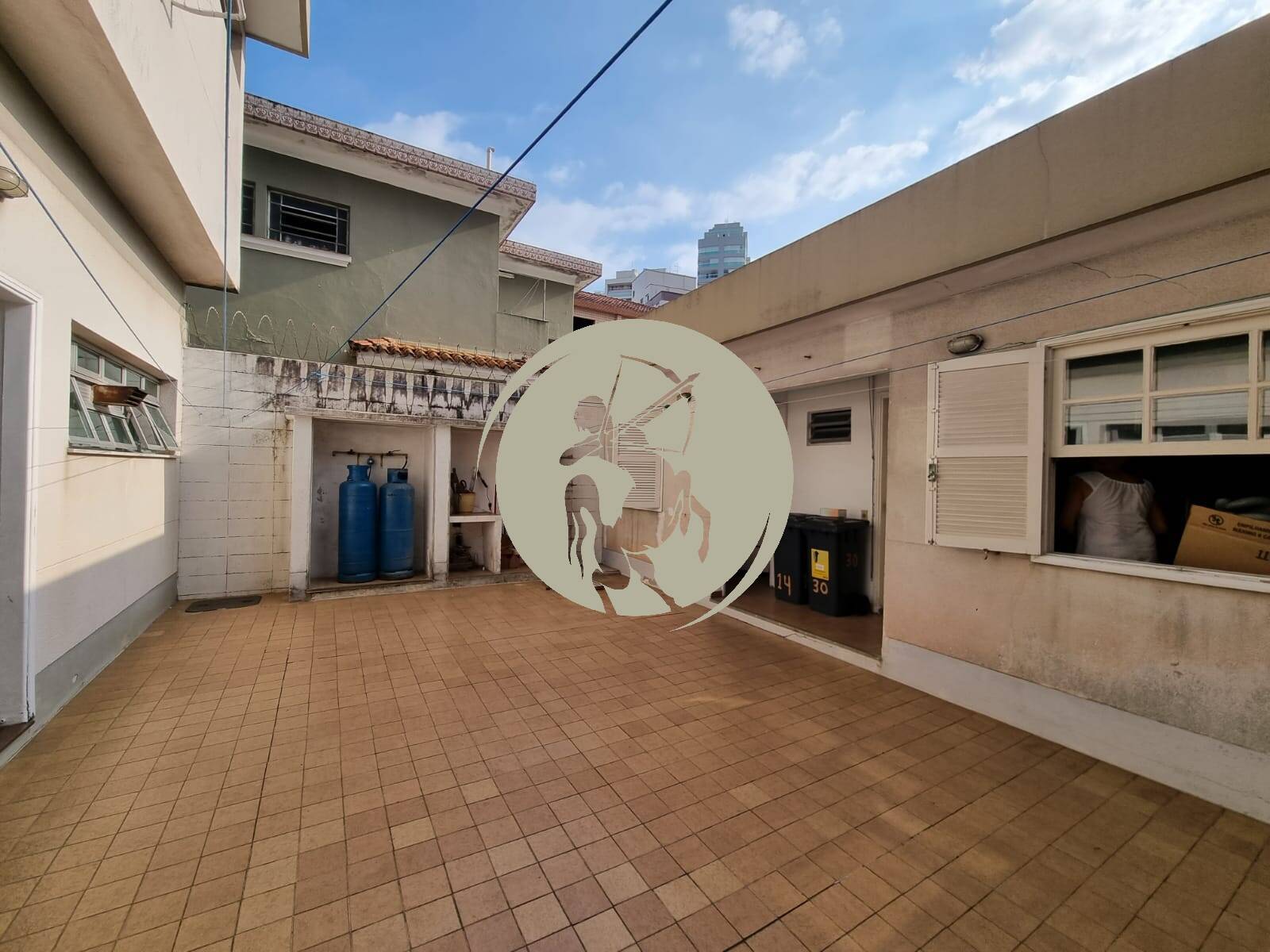 Casa, 4 quartos, 256 m² - Foto 2