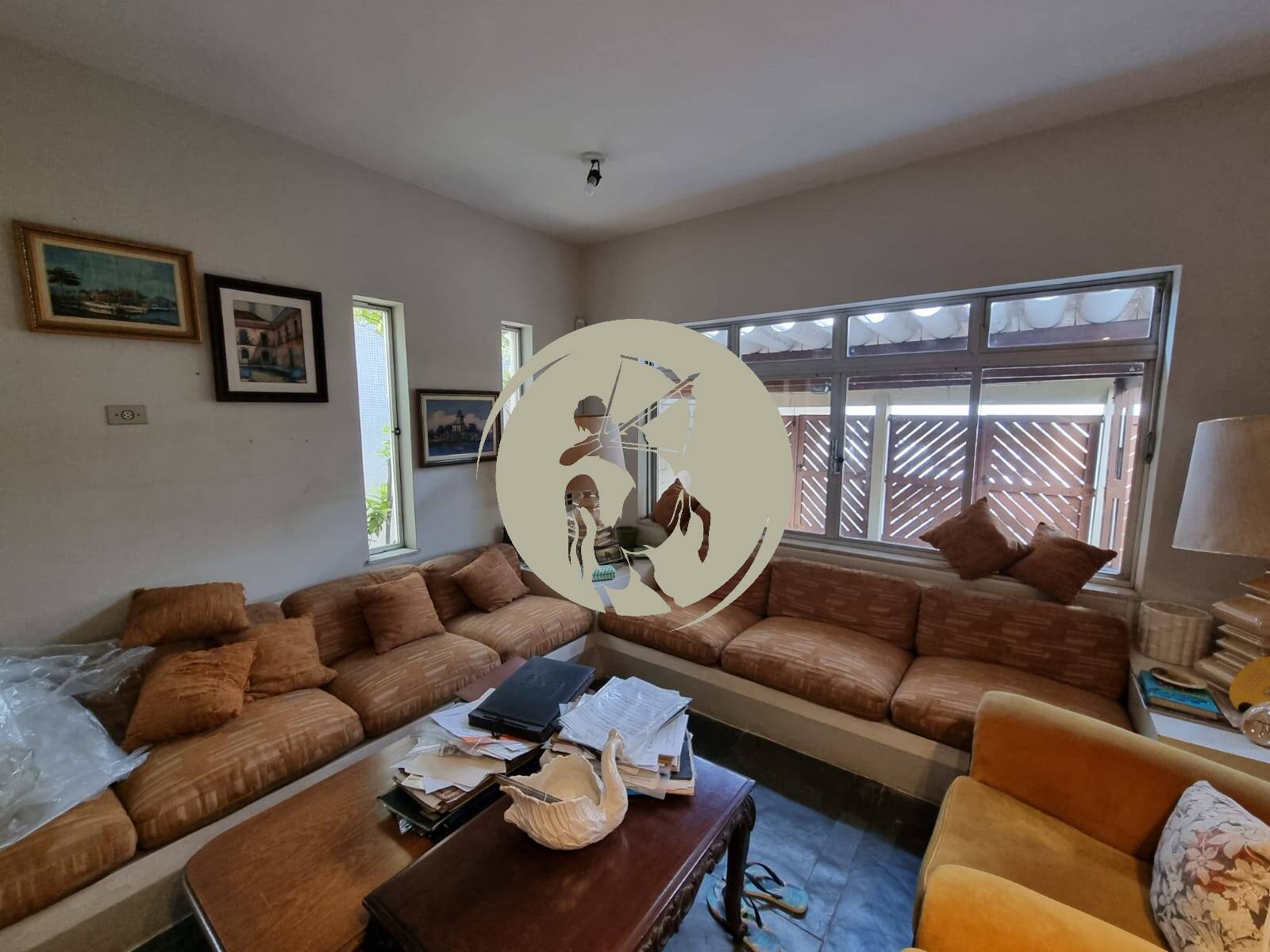 Casa, 4 quartos, 256 m² - Foto 1