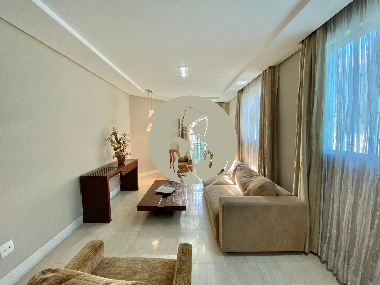 Casa, 3 quartos, 272 m² - Foto 4