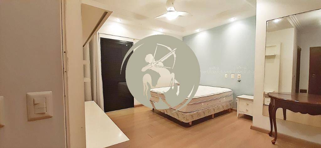 Apartamento, 3 quartos, 252 m² - Foto 8