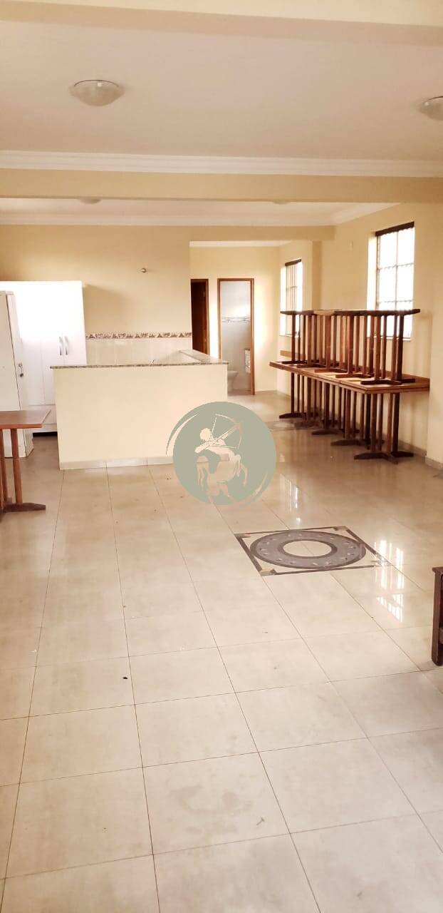 Casa, 5 quartos, 250 m² - Foto 4