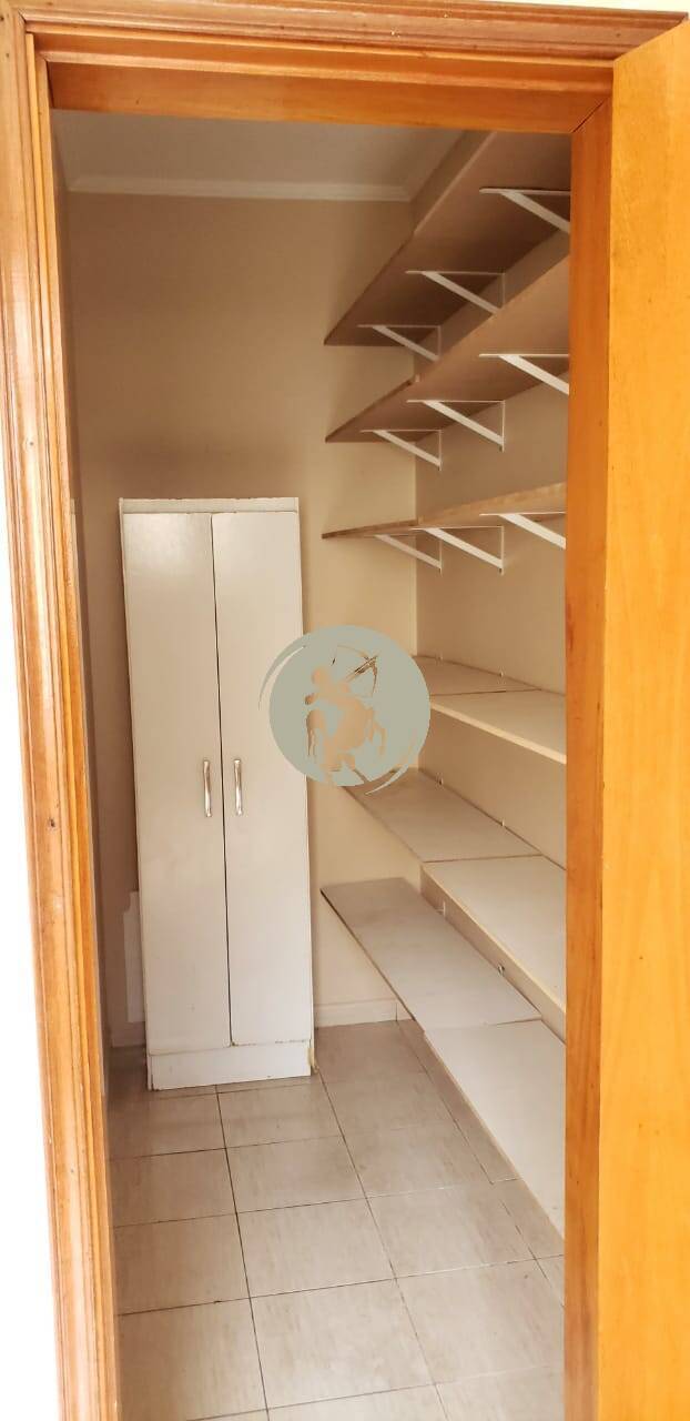 Casa, 5 quartos, 250 m² - Foto 25