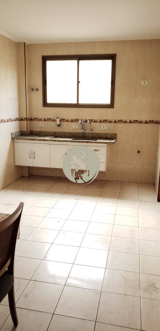 Casa, 5 quartos, 250 m² - Foto 35