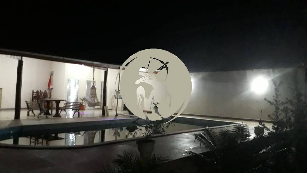 Chácara, 4 quartos, 1400 m² - Foto 1