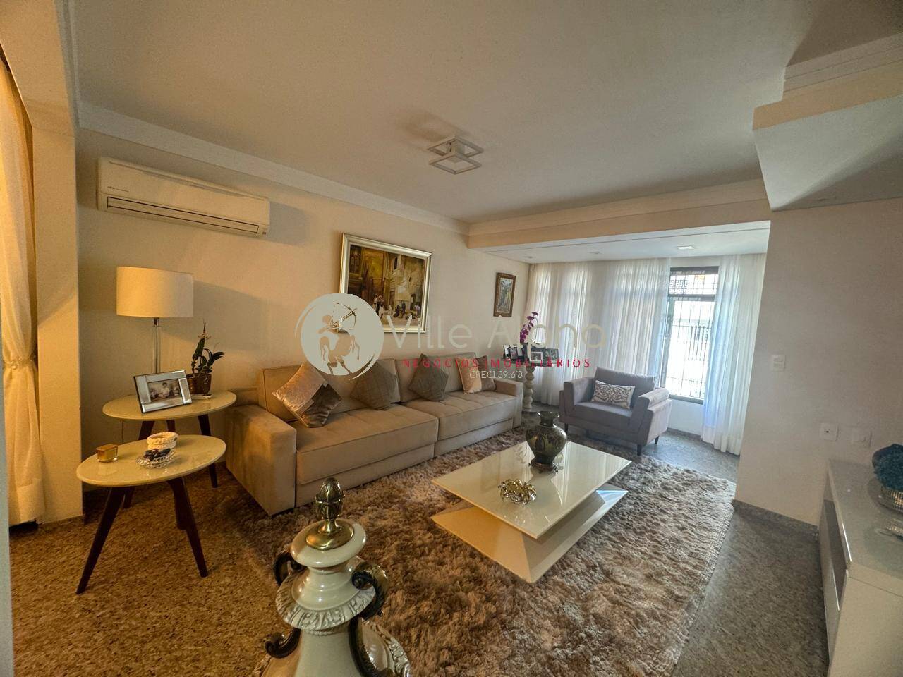 Casa, 3 quartos, 225 m² - Foto 1