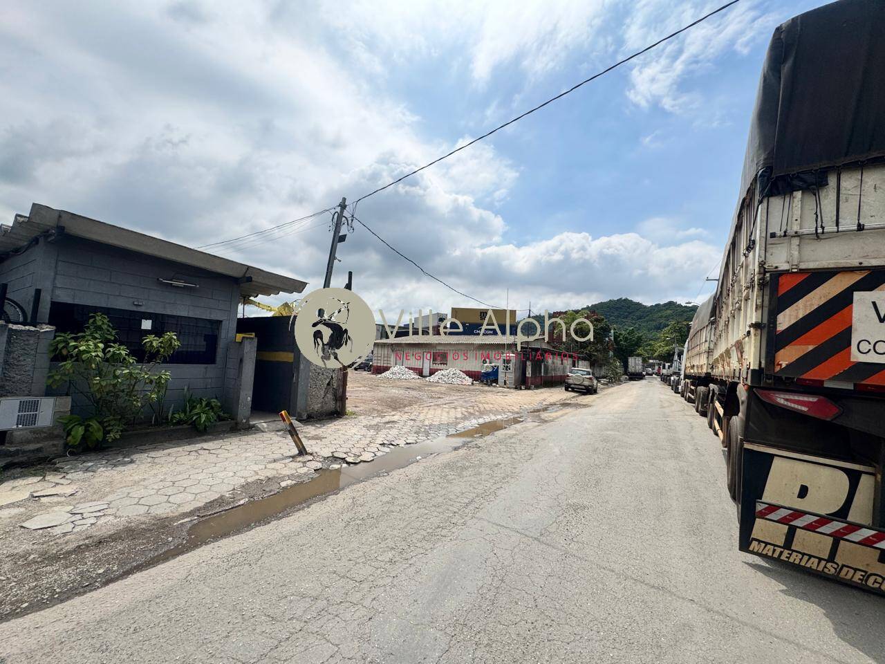 Prédio Inteiro à venda, 10000m² - Foto 2