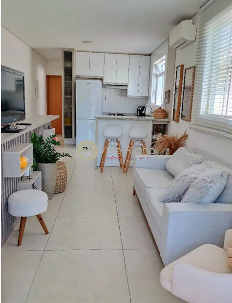 Casa à venda com 2 quartos, 150m² - Foto 3