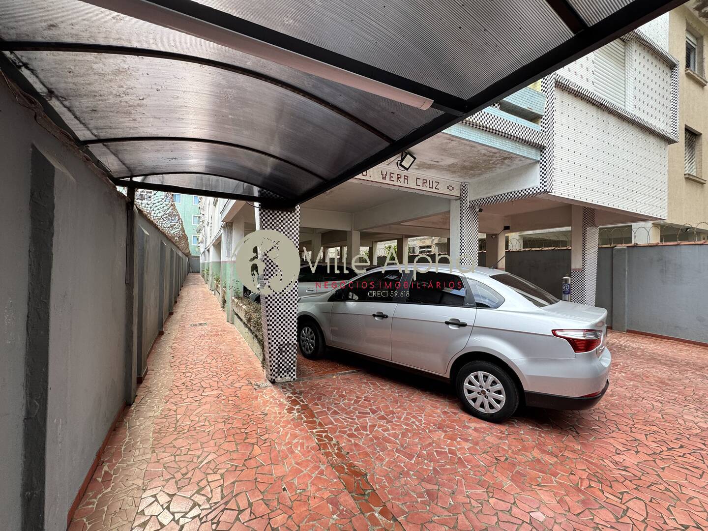 Apartamento à venda com 2 quartos, 60m² - Foto 2