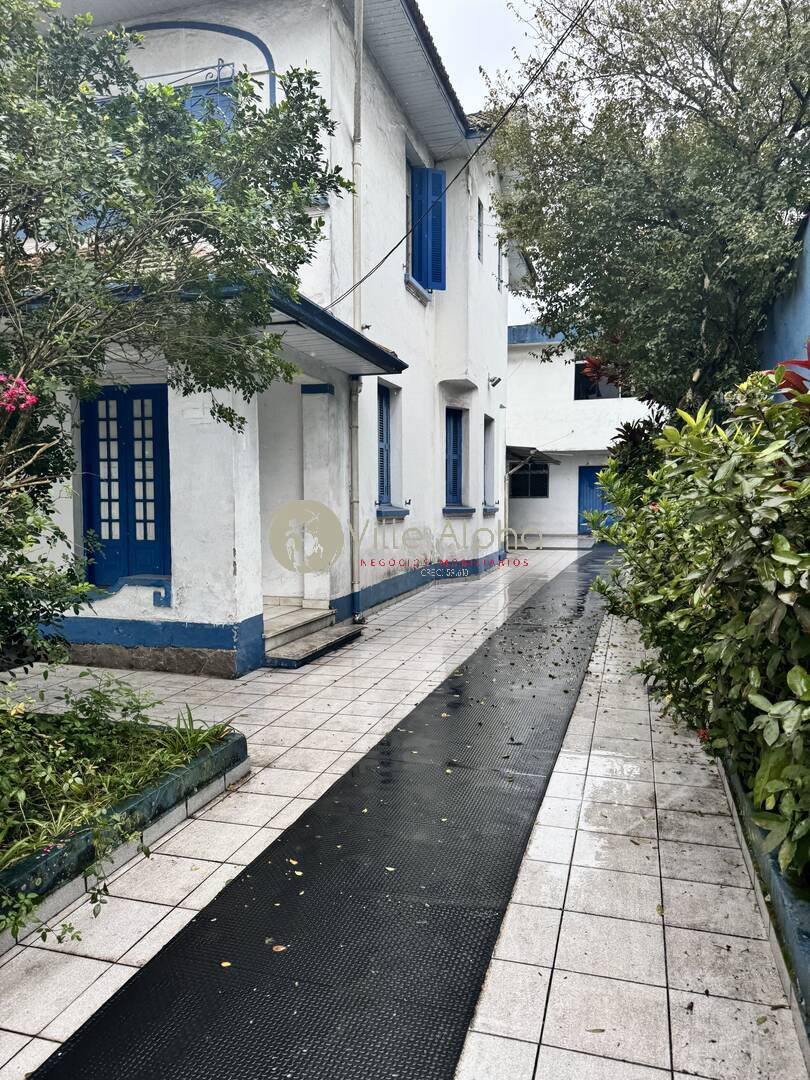 Casa à venda com 4 quartos, 300m² - Foto 1