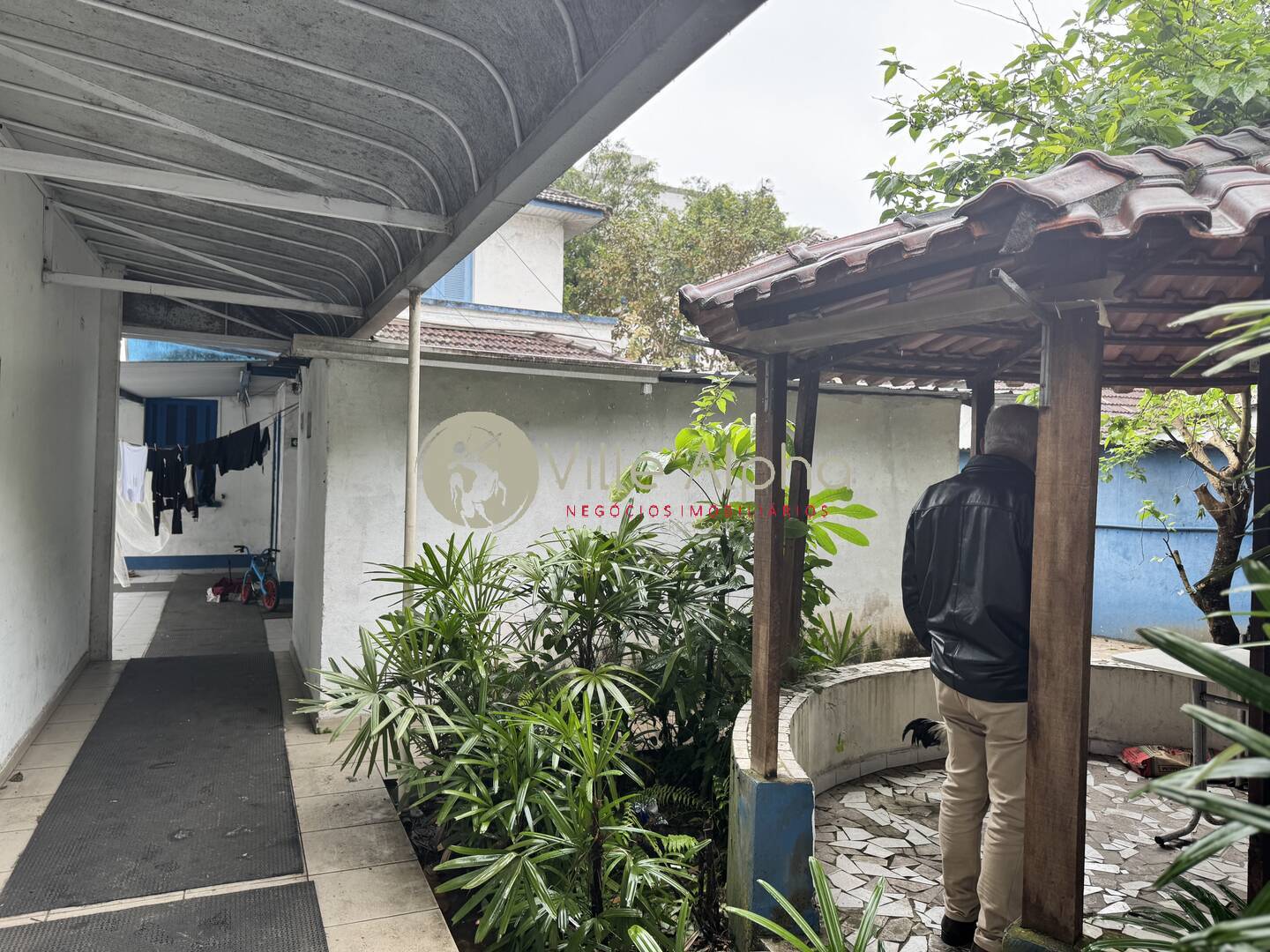 Casa à venda com 4 quartos, 300m² - Foto 12