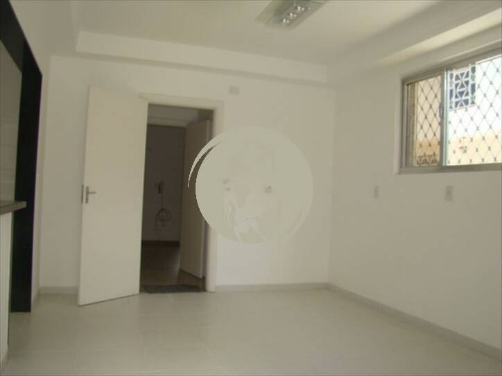 Casa, 4 quartos, 230 m² - Foto 9