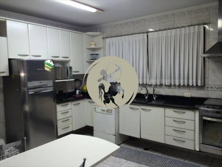 Casa, 3 quartos, 250 m² - Foto 6