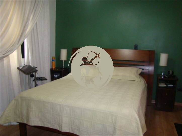 Casa, 3 quartos, 250 m² - Foto 35