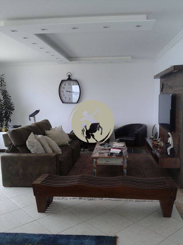 Apartamento, 3 quartos, 230 m² - Foto 1