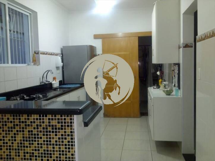 Casa à venda com 3 quartos, 150m² - Foto 3