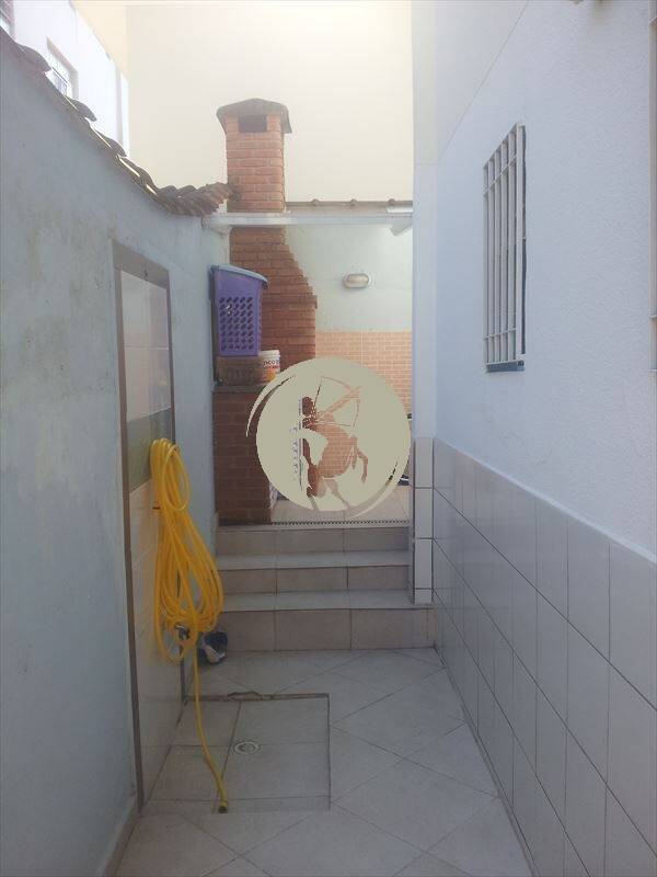 Casa à venda com 3 quartos, 150m² - Foto 8