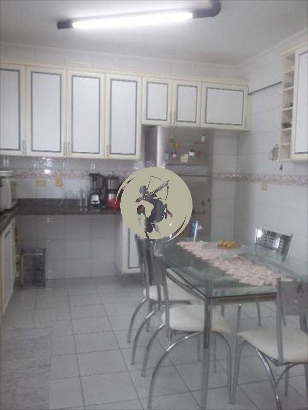 Casa, 4 quartos, 245 m² - Foto 2