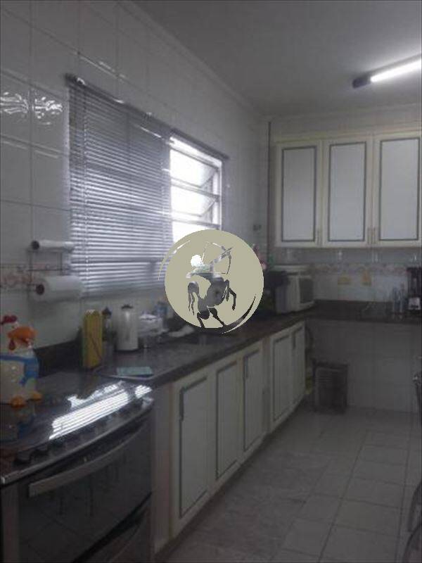 Casa, 4 quartos, 245 m² - Foto 3