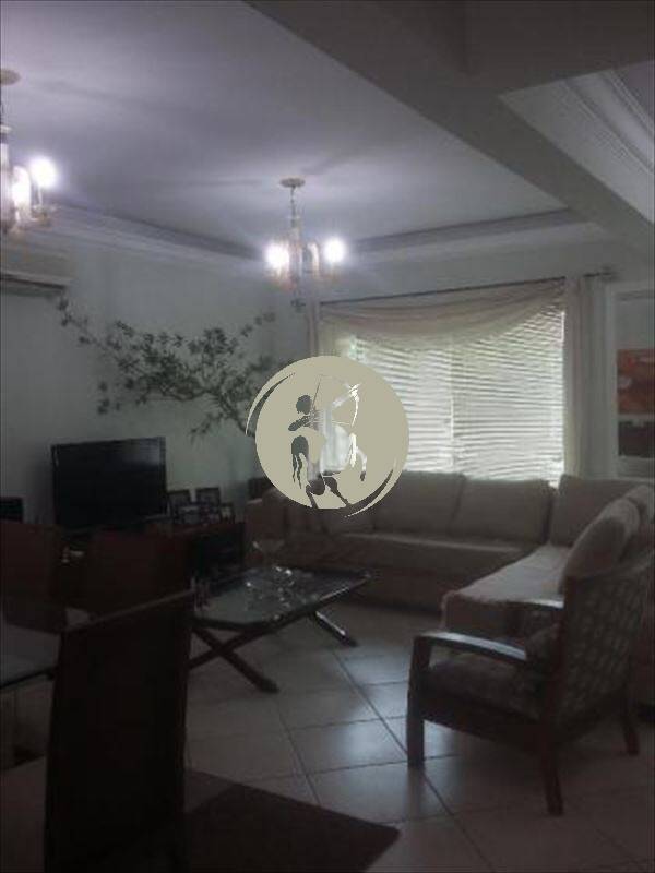 Casa, 4 quartos, 245 m² - Foto 8