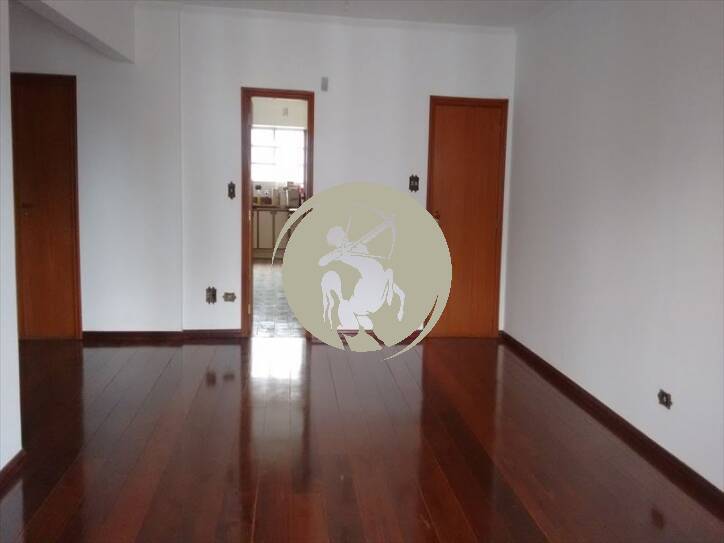 Apartamento à venda com 3 quartos, 160m² - Foto 3
