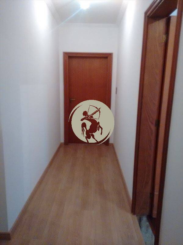 Apartamento à venda com 3 quartos, 160m² - Foto 13