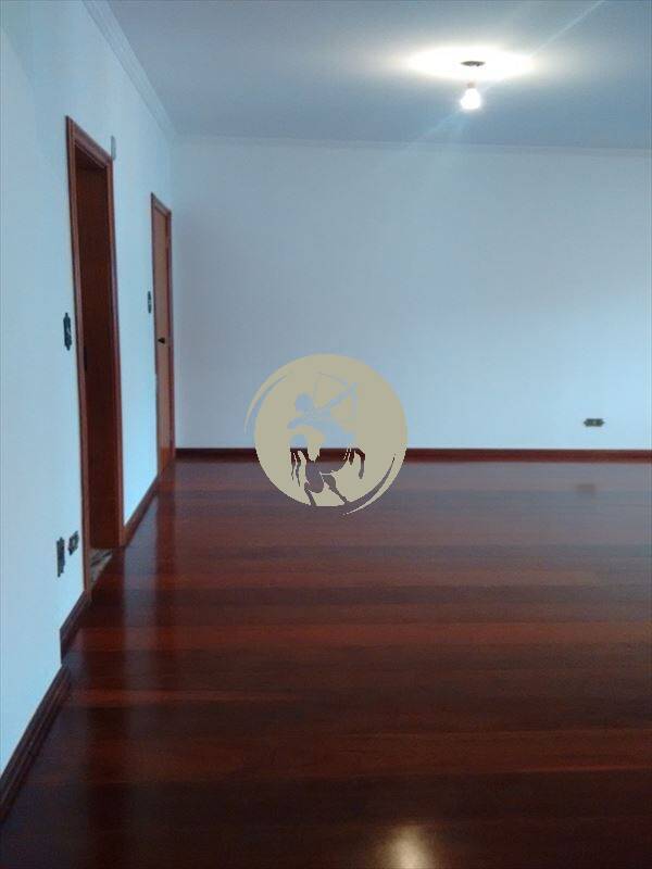 Apartamento à venda com 3 quartos, 160m² - Foto 22