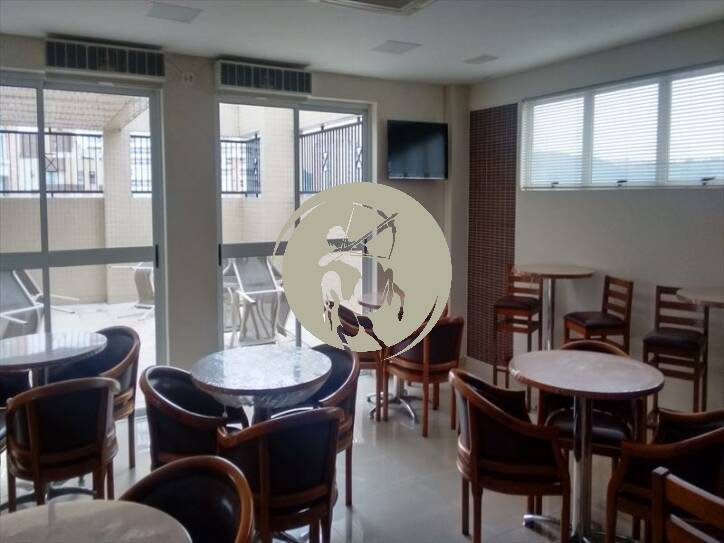 Apartamento à venda com 3 quartos, 150m² - Foto 3
