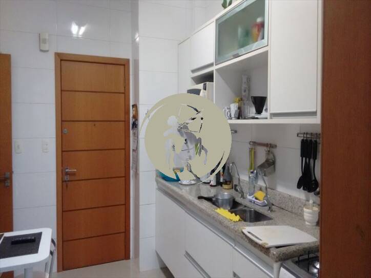 Apartamento à venda com 3 quartos, 150m² - Foto 16