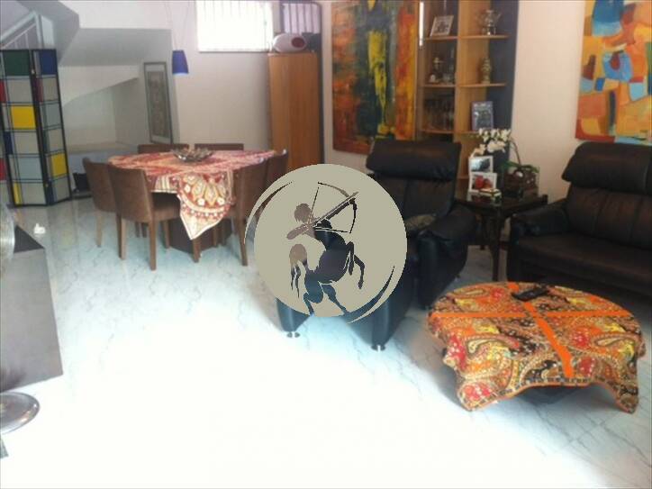 Casa, 4 quartos, 270 m² - Foto 2