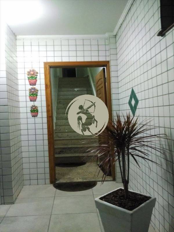 Casa à venda com 3 quartos, 156m² - Foto 3