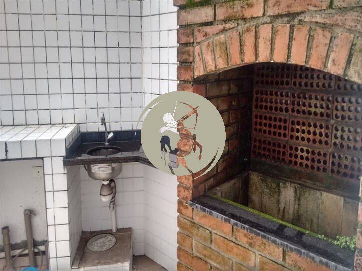 Casa à venda com 3 quartos, 150m² - Foto 2