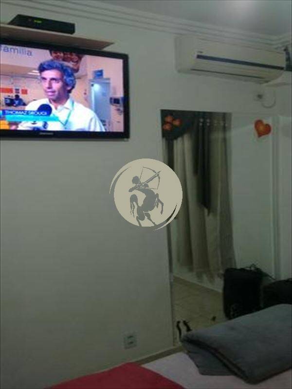 Apartamento à venda com 2 quartos, 70m² - Foto 6