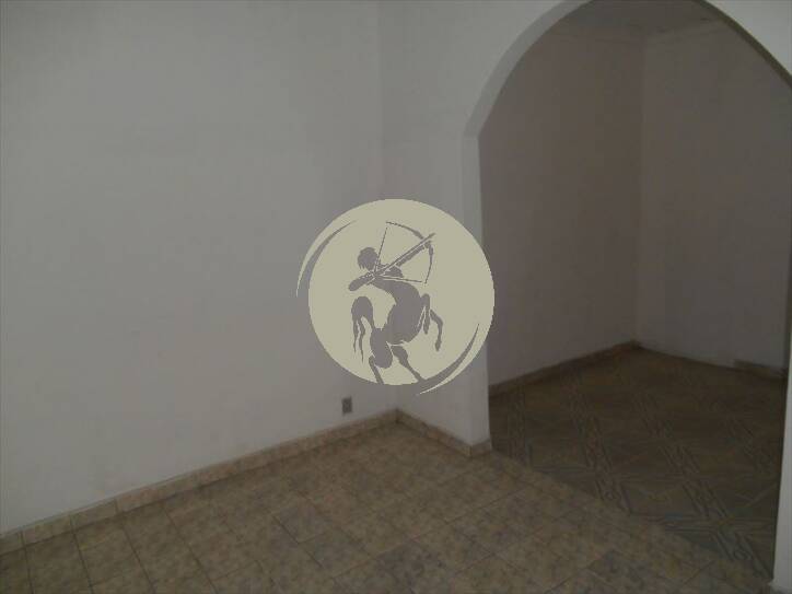 Casa à venda com 7 quartos, 200m² - Foto 7