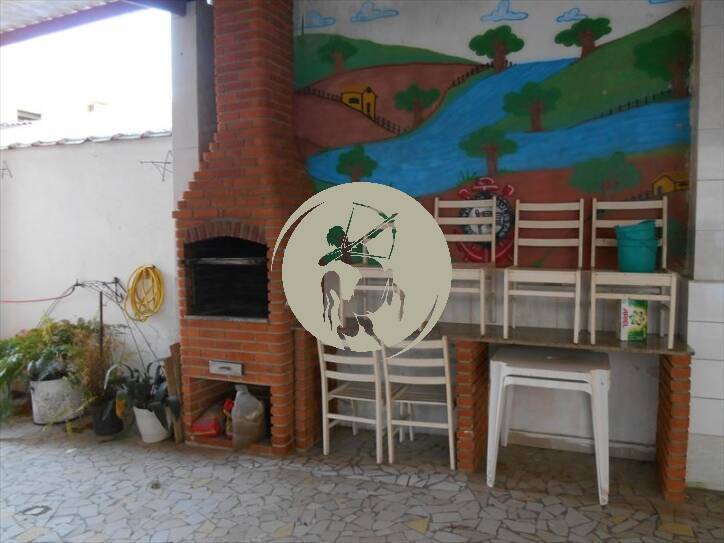Casa à venda com 7 quartos, 200m² - Foto 12