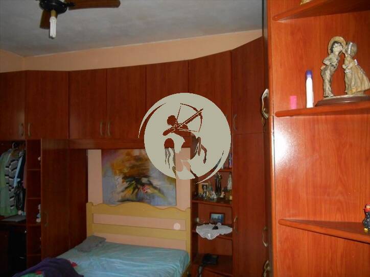 Casa à venda com 7 quartos, 200m² - Foto 17