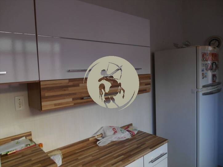 Casa à venda com 7 quartos, 200m² - Foto 22