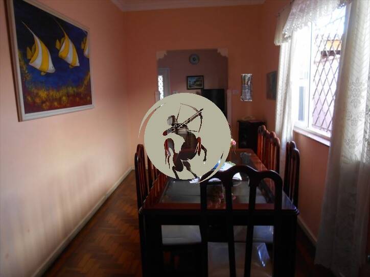 Casa à venda com 7 quartos, 200m² - Foto 23