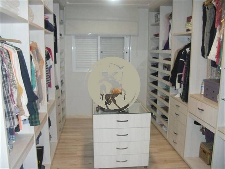 Apartamento, 3 quartos, 234 m² - Foto 4