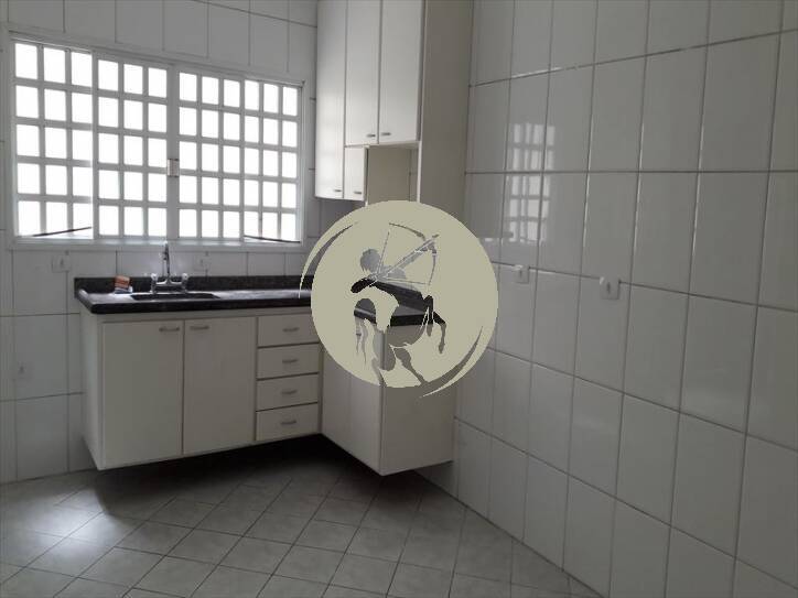 Casa, 3 quartos, 187 m² - Foto 2