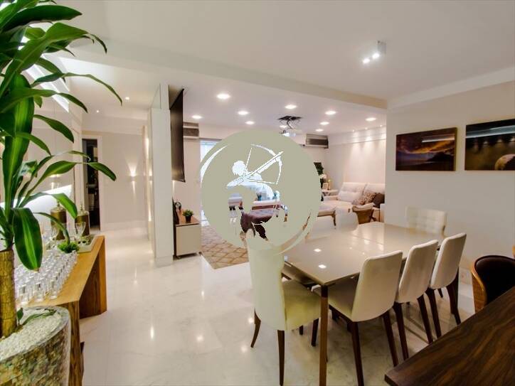 Apartamento, 3 quartos, 220 m² - Foto 2