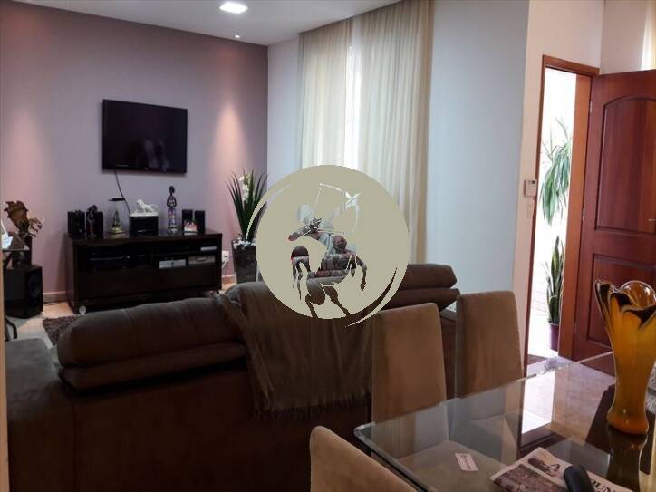 Casa, 3 quartos, 250 m² - Foto 8