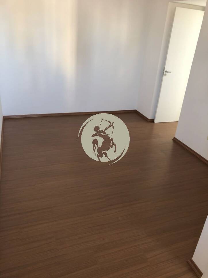 Apartamento à venda com 2 quartos, 68m² - Foto 5