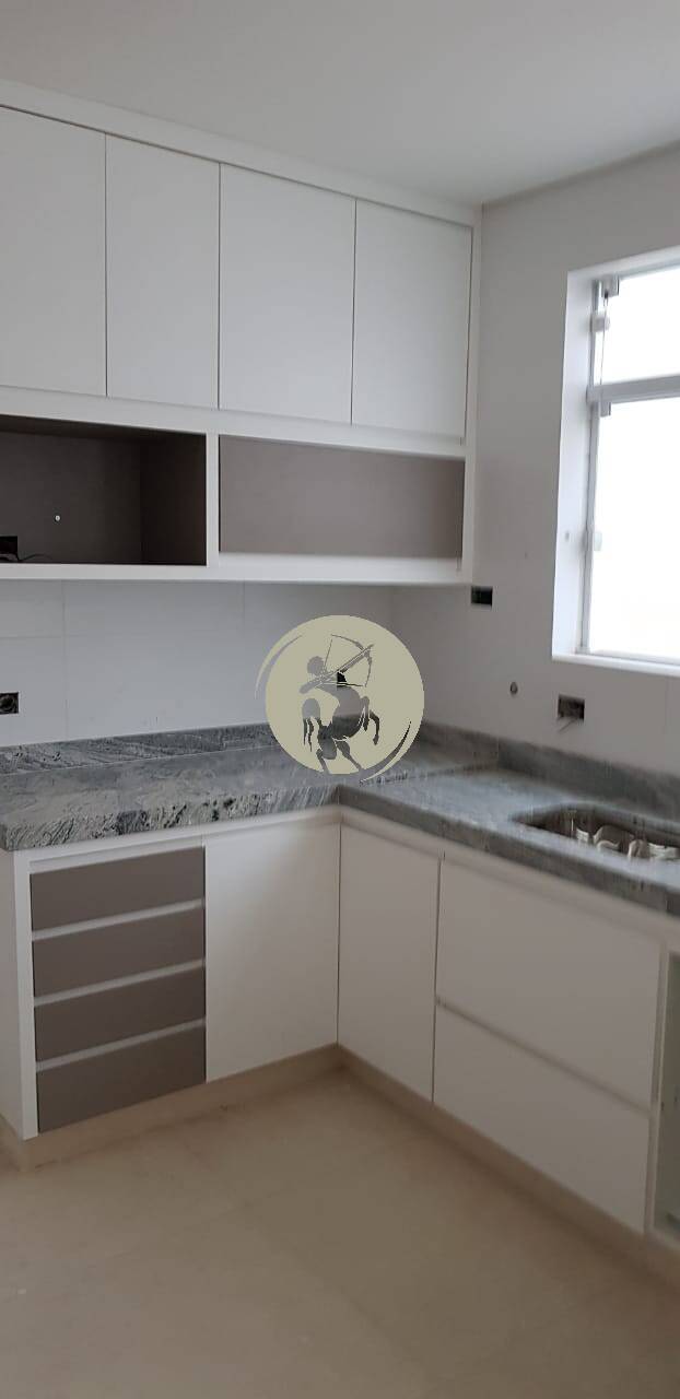 Casa à venda com 2 quartos, 77m² - Foto 17